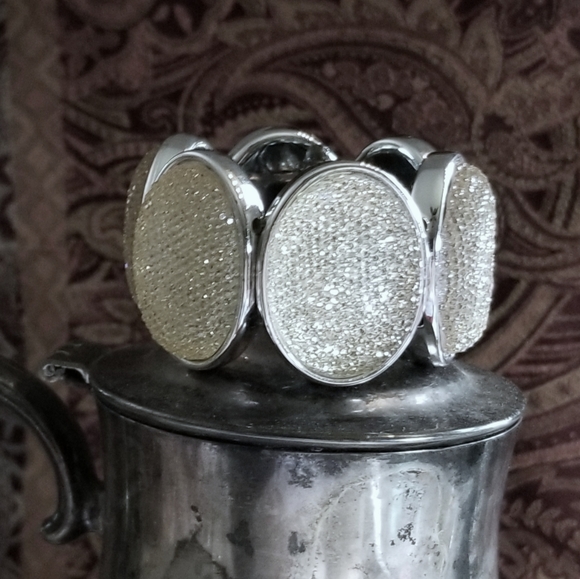 *4for$20* Champagne oval beaded stretch bracelet - Picture 2 of 2